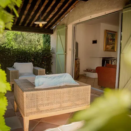 Villa Alcalias *